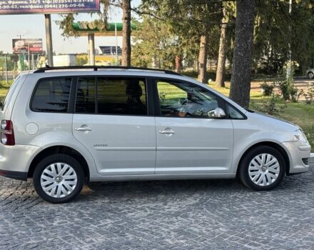 Серый Фольксваген Туран, объемом двигателя 1.4 л и пробегом 244 тыс. км за 6300 $, фото 5 на Automoto.ua