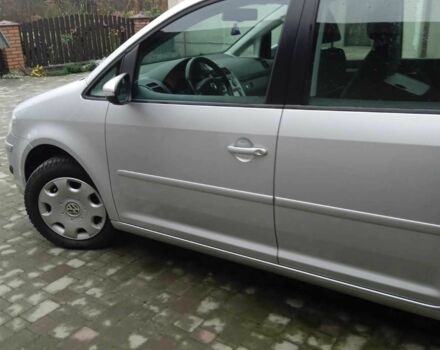 Серый Фольксваген Туран, объемом двигателя 1.9 л и пробегом 316 тыс. км за 8550 $, фото 3 на Automoto.ua