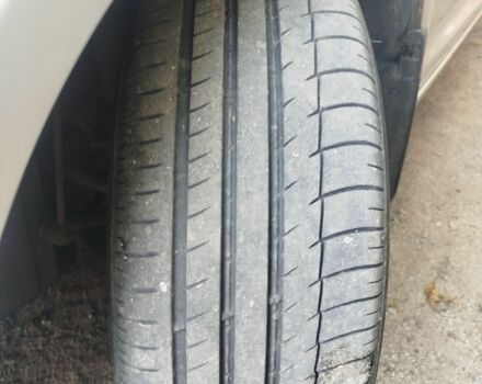 Серый Фольксваген Туран, объемом двигателя 1.9 л и пробегом 302 тыс. км за 6700 $, фото 12 на Automoto.ua