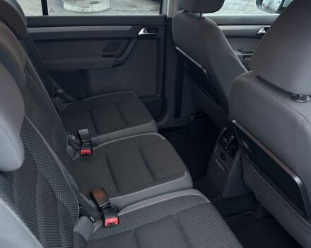 Серый Фольксваген Туран, объемом двигателя 1.6 л и пробегом 248 тыс. км за 10300 $, фото 3 на Automoto.ua