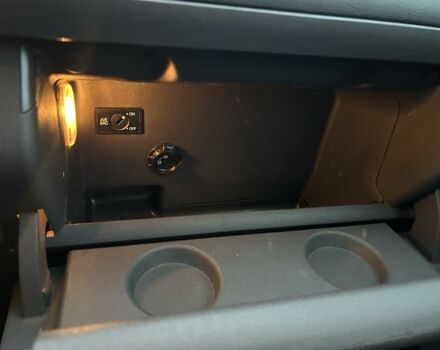 Серый Фольксваген Туран, объемом двигателя 1.6 л и пробегом 248 тыс. км за 10300 $, фото 7 на Automoto.ua