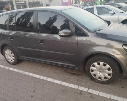 Серый Фольксваген Туран, объемом двигателя 1.6 л и пробегом 197 тыс. км за 9300 $, фото 11 на Automoto.ua