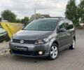 Сірий Фольксваген Туран, об'ємом двигуна 2 л та пробігом 289 тис. км за 10600 $, фото 1 на Automoto.ua