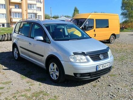 Фольксваген Туран 2003 в Дрогобыче на Automoto.ua Серый Фольксваген Туран, объемом двигателя 1.97 л и пробегом 277 тыс. км за 4990 $, фото 1 на Automoto.ua