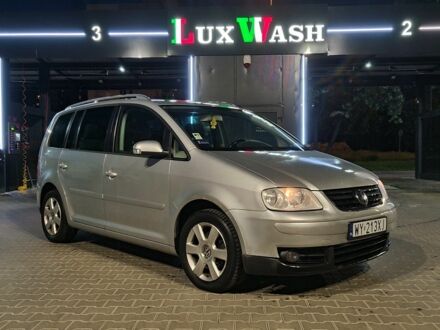 Серый Фольксваген Туран, объемом двигателя 0 л и пробегом 467 тыс. км за 2568 $, фото 1 на Automoto.ua