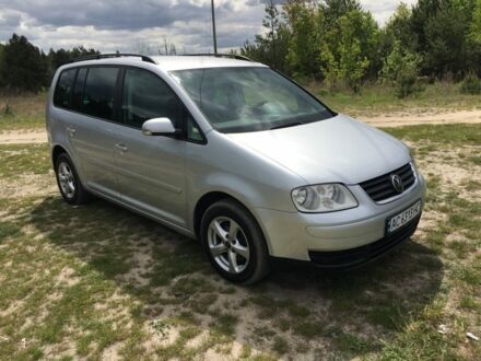 Фольксваген Туран 2003 в Ковель на Automoto.ua Серый Фольксваген Туран, объемом двигателя 2 л и пробегом 282 тыс. км за 5600 $, фото 1 на Automoto.ua
