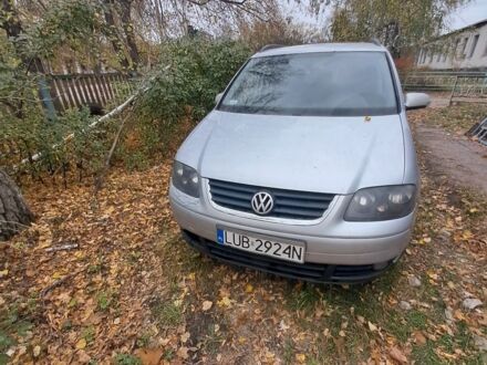 Серый Фольксваген Туран, объемом двигателя 0 л и пробегом 1 тыс. км за 2600 $, фото 1 на Automoto.ua