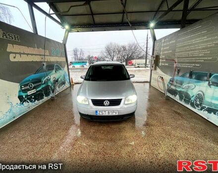 Сірий Фольксваген Туран, об'ємом двигуна 2 л та пробігом 383 тис. км за 2500 $, фото 1 на Automoto.ua