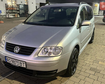 Сірий Фольксваген Туран, об'ємом двигуна 1.6 л та пробігом 187 тис. км за 5700 $, фото 1 на Automoto.ua