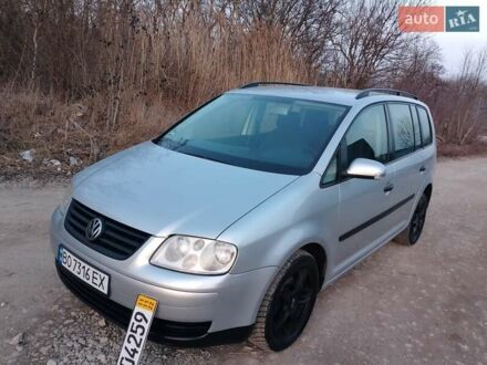Фольксваген Туран 2004 в Тернополе на Automoto.ua Серый Фольксваген Туран, объемом двигателя 1.6 л и пробегом 222 тыс. км за 5700 $, фото 1 на Automoto.ua