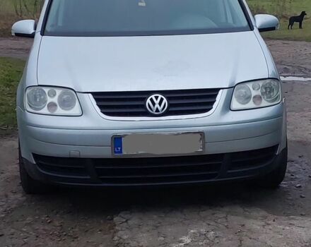 Сірий Фольксваген Туран, об'ємом двигуна 1.9 л та пробігом 350 тис. км за 3006 $, фото 1 на Automoto.ua