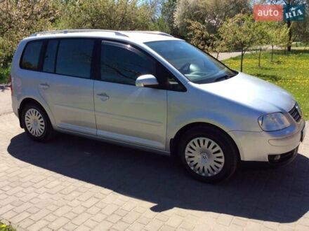 Сірий Фольксваген Туран, об'ємом двигуна 1.6 л та пробігом 232 тис. км за 6300 $, фото 1 на Automoto.ua