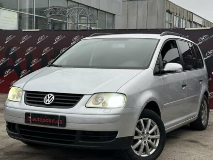 Сірий Фольксваген Туран, об'ємом двигуна 1.6 л та пробігом 338 тис. км за 5500 $, фото 1 на Automoto.ua