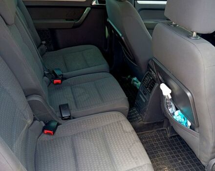 Фольксваген Туран 2005 в Павлограде на Automoto.ua Серый Фольксваген Туран, объемом двигателя 1.9 л и пробегом 300 тыс. км за 4200 $, фото 1 на Automoto.ua