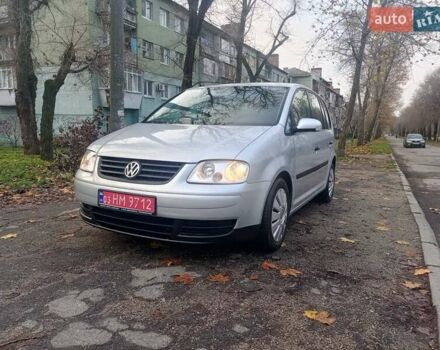 Серый Фольксваген Туран, объемом двигателя 1.6 л и пробегом 230 тыс. км за 5995 $, фото 1 на Automoto.ua
