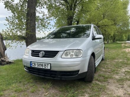 Фольксваген Туран 2005 в Чернигове на Automoto.ua Серый Фольксваген Туран, объемом двигателя 2 л и пробегом 280 тыс. км за 5400 $, фото 1 на Automoto.ua