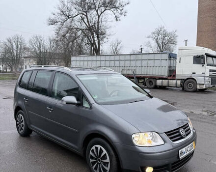 Сірий Фольксваген Туран, об'ємом двигуна 0 л та пробігом 247 тис. км за 3300 $, фото 1 на Automoto.ua