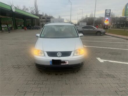 Сірий Фольксваген Туран, об'ємом двигуна 2 л та пробігом 306 тис. км за 3300 $, фото 1 на Automoto.ua