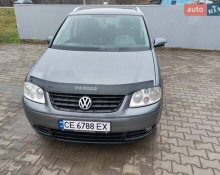 Серый Фольксваген Туран, объемом двигателя 1.97 л и пробегом 320 тыс. км за 6200 $, фото 1 на Automoto.ua