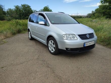 Фольксваген Туран 2006 в Ямполе на Automoto.ua Серый Фольксваген Туран, объемом двигателя 1.6 л и пробегом 197 тыс. км за 6000 $, фото 1 на Automoto.ua