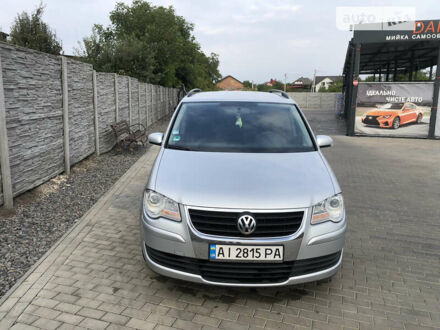 Сірий Фольксваген Туран, об'ємом двигуна 1.98 л та пробігом 360 тис. км за 5850 $, фото 1 на Automoto.ua