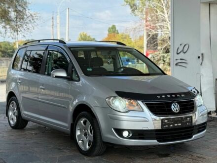 Фольксваген Туран 2007 в Днепре (Днепропетровске) на Automoto.ua Серый Фольксваген Туран, объемом двигателя 2 л и пробегом 260 тыс. км за 5300 $, фото 1 на Automoto.ua