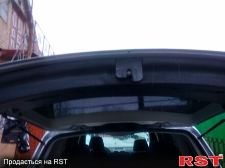 Серый Фольксваген Туран, объемом двигателя 1.4 л и пробегом 330 тыс. км за 6900 $, фото 1 на Automoto.ua