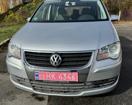 Фольксваген Туран 2007 в Лубнах на Automoto.ua Серый Фольксваген Туран, объемом двигателя 1.6 л и пробегом 199 тыс. км за 7699 $, фото 1 на Automoto.ua