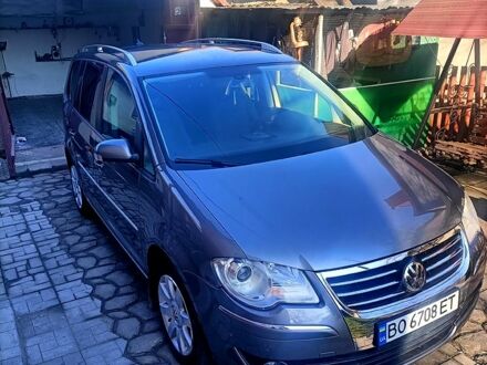 Фольксваген Туран 2007 у Лановцах на Automoto.ua Сірий Фольксваген Туран, об'ємом двигуна 1.4 л та пробігом 206 тис. км за 6800 $, фото 1 на Automoto.ua