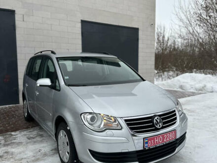 Сірий Фольксваген Туран, об'ємом двигуна 1.6 л та пробігом 166 тис. км за 7299 $, фото 1 на Automoto.ua