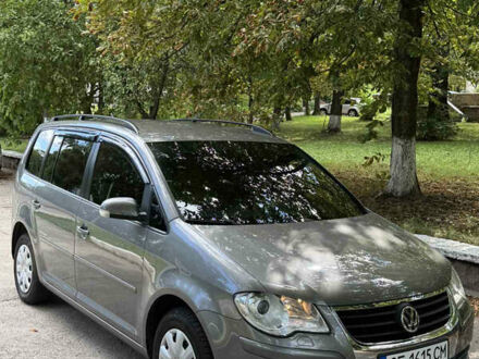Фольксваген Туран 2007 в Кицмане на Automoto.ua Серый Фольксваген Туран, объемом двигателя 1.39 л и пробегом 161 тыс. км за 6400 $, фото 1 на Automoto.ua