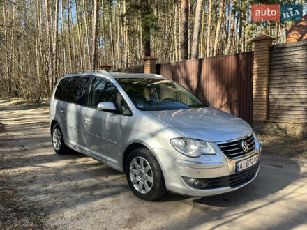 Фольксваген Туран 2008 в Василькове на Automoto.ua Серый Фольксваген Туран, объемом двигателя 1.4 л и пробегом 244 тыс. км за 8200 $, фото 1 на Automoto.ua