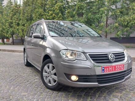Сірий Фольксваген Туран, об'ємом двигуна 1.4 л та пробігом 232 тис. км за 7000 $, фото 1 на Automoto.ua