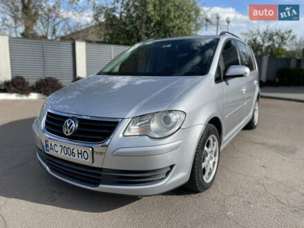 Фольксваген Туран 2008 у Козельце на Automoto.ua Сірий Фольксваген Туран, об'ємом двигуна 1.39 л та пробігом 272 тис. км за 5750 $, фото 1 на Automoto.ua
