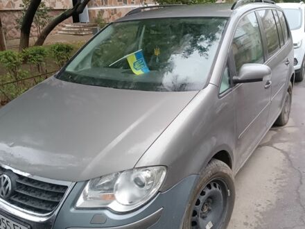 Фольксваген Туран 2008 в Новоднестровск на Automoto.ua Серый Фольксваген Туран, объемом двигателя 1.4 л и пробегом 261 тыс. км за 6350 $, фото 1 на Automoto.ua