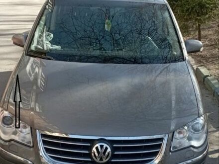 Сірий Фольксваген Туран, об'ємом двигуна 1.4 л та пробігом 224 тис. км за 6900 $, фото 1 на Automoto.ua