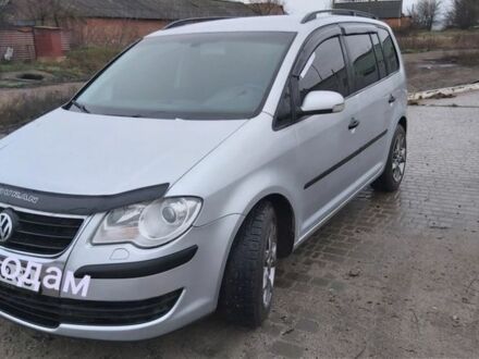 Сірий Фольксваген Туран, об'ємом двигуна 14 л та пробігом 299 тис. км за 7000 $, фото 1 на Automoto.ua