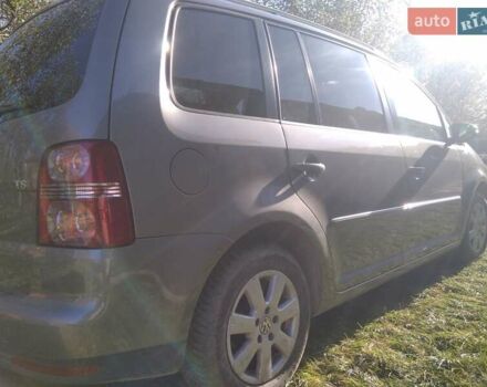 Сірий Фольксваген Туран, об'ємом двигуна 1.4 л та пробігом 211 тис. км за 6600 $, фото 1 на Automoto.ua