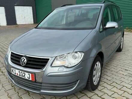 Сірий Фольксваген Туран, об'ємом двигуна 1.4 л та пробігом 202 тис. км за 6800 $, фото 1 на Automoto.ua