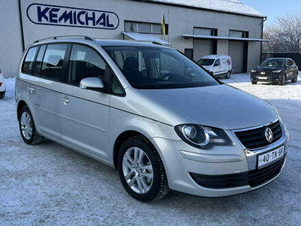 Сірий Фольксваген Туран, об'ємом двигуна 1.9 л та пробігом 285 тис. км за 8750 $, фото 1 на Automoto.ua