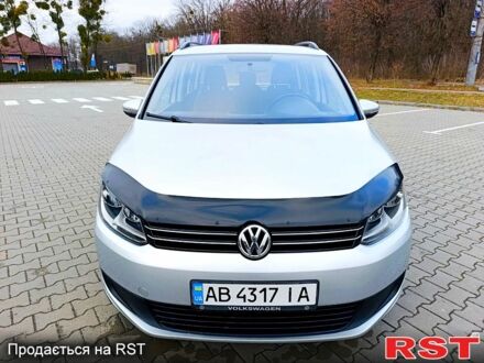 Фольксваген Туран 2010 в Виннице на Automoto.ua Серый Фольксваген Туран, объемом двигателя 1.6 л и пробегом 290 тыс. км за 8550 $, фото 1 на Automoto.ua