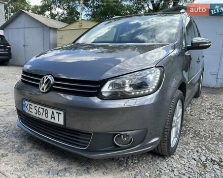 Сірий Фольксваген Туран, об'ємом двигуна 1.97 л та пробігом 320 тис. км за 12500 $, фото 1 на Automoto.ua