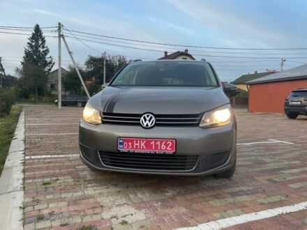Сірий Фольксваген Туран, об'ємом двигуна 1.6 л та пробігом 230 тис. км за 11500 $, фото 1 на Automoto.ua