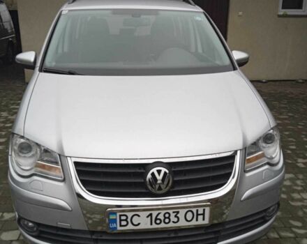 Серый Фольксваген Туран, объемом двигателя 1.9 л и пробегом 316 тыс. км за 8550 $, фото 1 на Automoto.ua