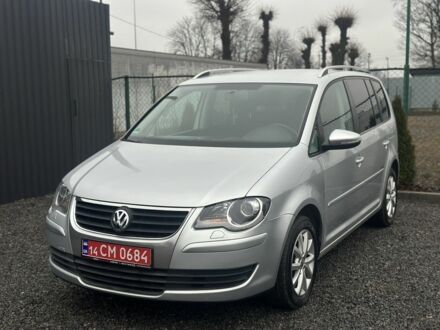 Сірий Фольксваген Туран, об'ємом двигуна 1.6 л та пробігом 266 тис. км за 8700 $, фото 1 на Automoto.ua