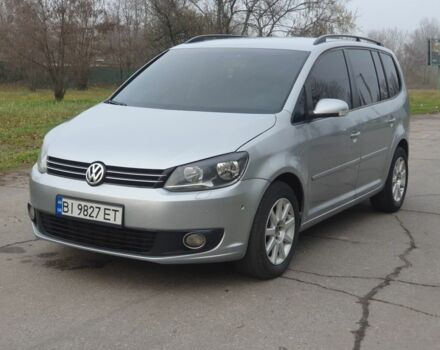 Серый Фольксваген Туран, объемом двигателя 2 л и пробегом 300 тыс. км за 10999 $, фото 1 на Automoto.ua