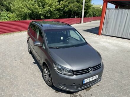 Фольксваген Туран 2011 в Кременце на Automoto.ua Серый Фольксваген Туран, объемом двигателя 2 л и пробегом 320 тыс. км за 8900 $, фото 1 на Automoto.ua