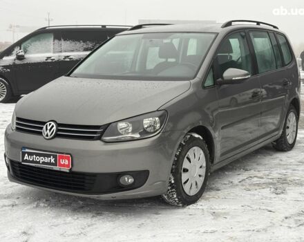 Серый Фольксваген Туран, объемом двигателя 1.6 л и пробегом 276 тыс. км за 8990 $, фото 1 на Automoto.ua