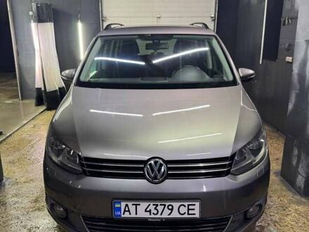 Сірий Фольксваген Туран, об'ємом двигуна 1.6 л та пробігом 245 тис. км за 9500 $, фото 1 на Automoto.ua