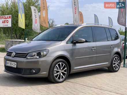 Серый Фольксваген Туран, объемом двигателя 1.6 л и пробегом 285 тыс. км за 10699 $, фото 1 на Automoto.ua